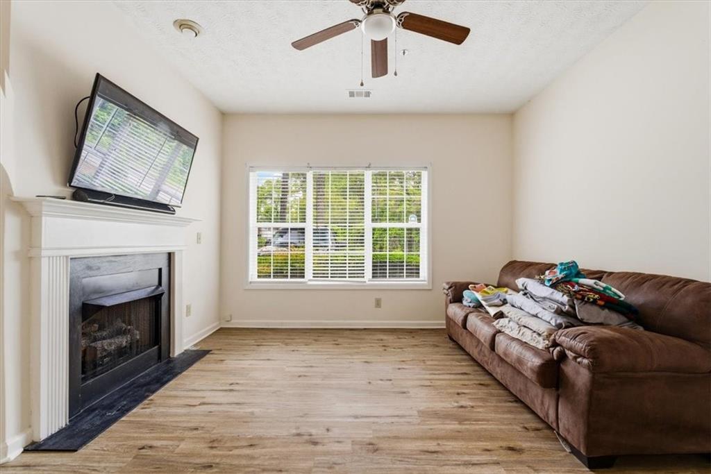4379 Orchard Park Court