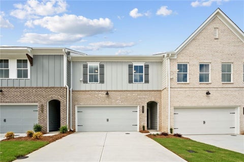 Townhouse For Sale - 4667 Larkfield Way #17<br/> Powder Springs, GA 30127