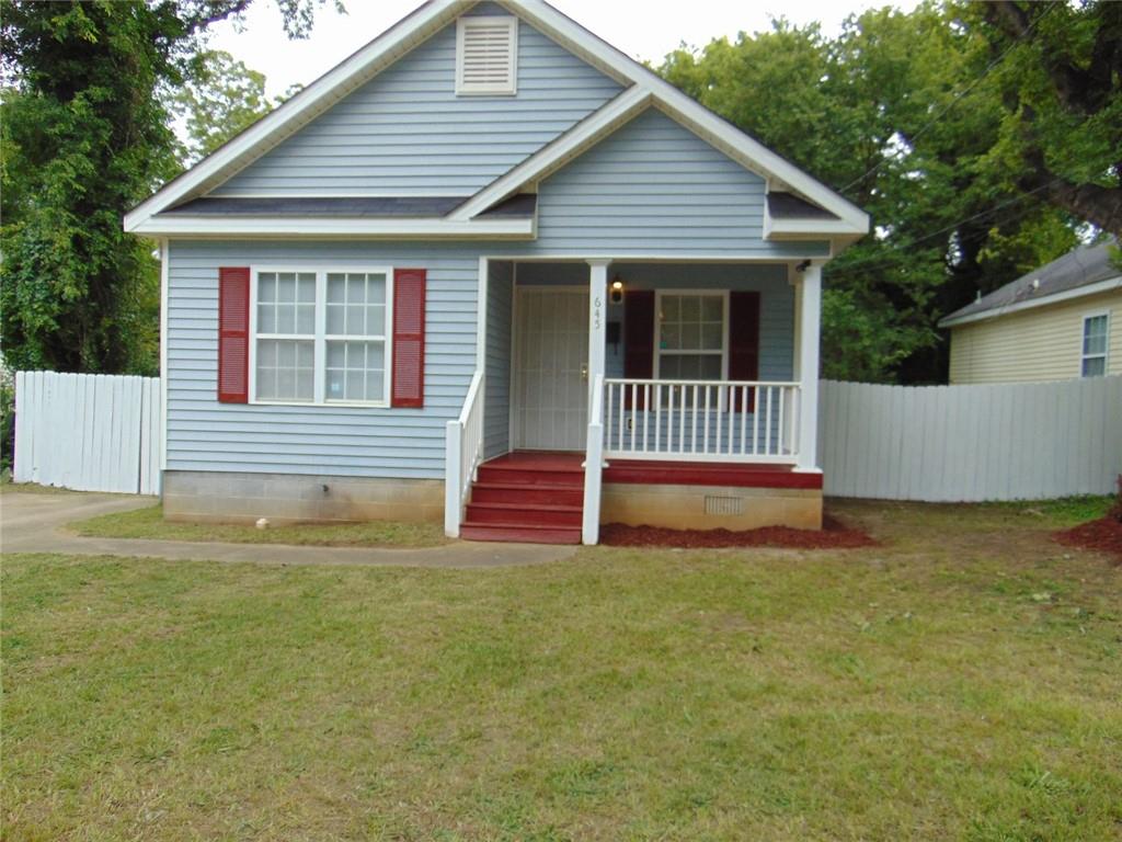 Located at 645 Ell Street in Macon, Georgia, this inviting home is ready to welcome you. Imagine yourself enjoying a quiet morning on the porch, a perfect spot to savor the fresh air. The three bedrooms offer comfortable retreats for rest and rejuvenation. The two bathrooms provide convenience and functionality for daily living. The 1080 square feet of living area provides enough space to make lasting memories in this residential property. Built in 2001, this home offers a fresh start with modern appeal. This Macon residence offers an exceptional opportunity to experience comfortable living.