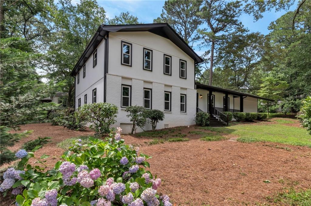 Hampton Hall - Residential