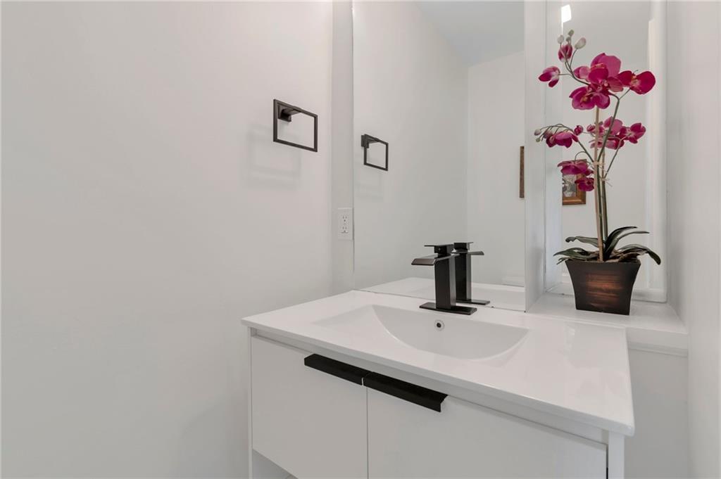 Hampton Hall - Residential