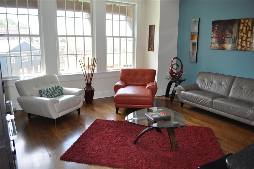 943 N Ormewood Park Drive SE 402