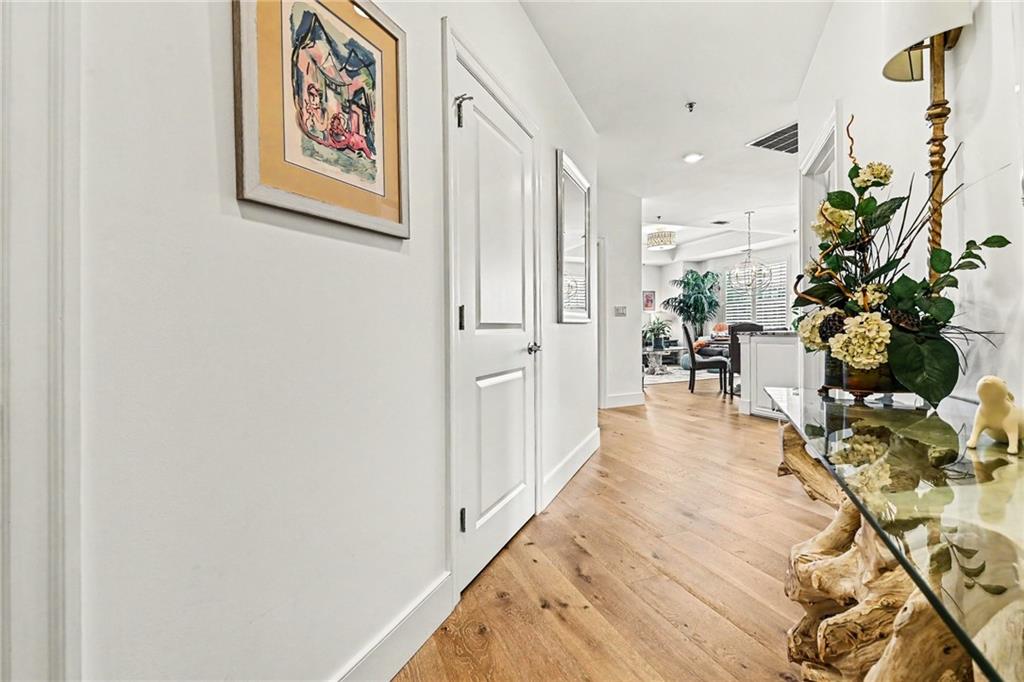 325 E Paces Ferry Road NE 1511
