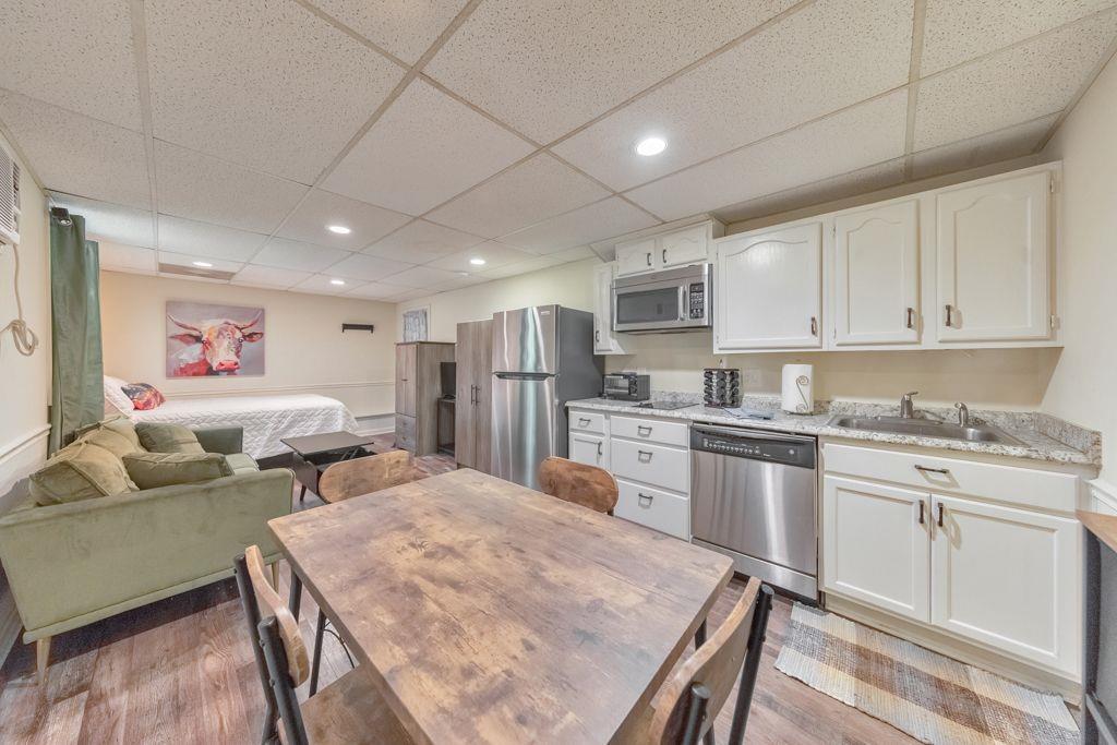 Woodstream - Residential Lease