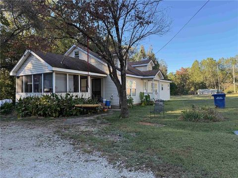 116 Young Street Buchanan GA 30113