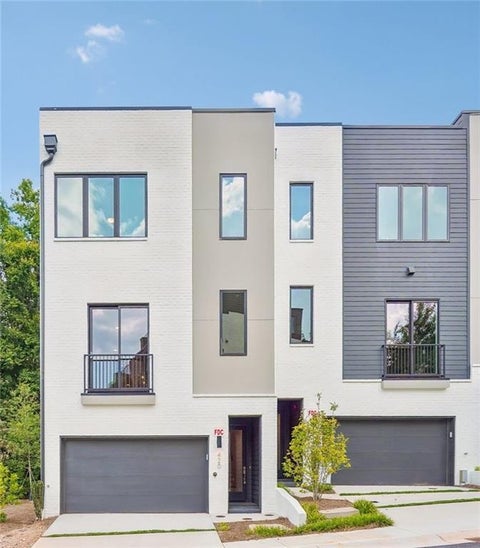 Townhouse For Sale - 420 Cedar Dust Drive<br/> Decatur, GA 30030