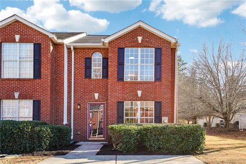 Townhouse For Sale - 3844 Waldrop Lane<br/> Decatur, GA 30034