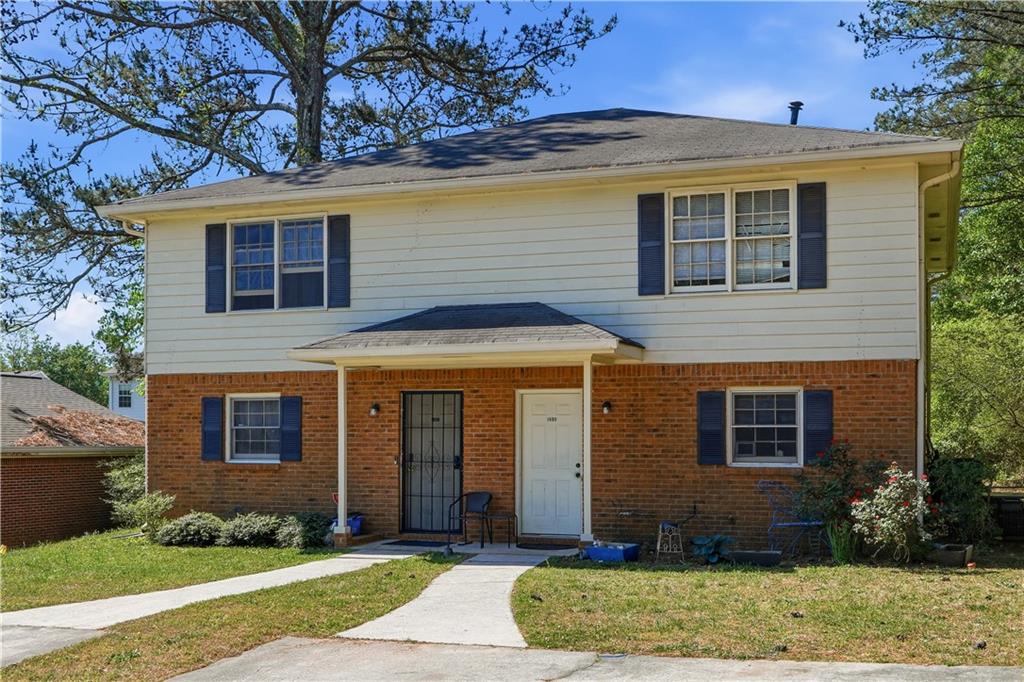 1600 Riverside Trail NE