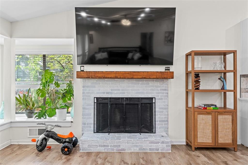 3378 Peachtree Chase, Duluth, Georgia image 9