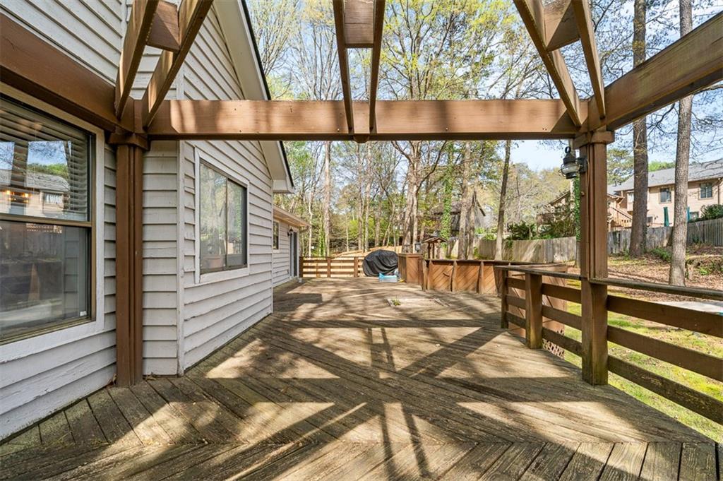 3378 Peachtree Chase, Duluth, Georgia image 22