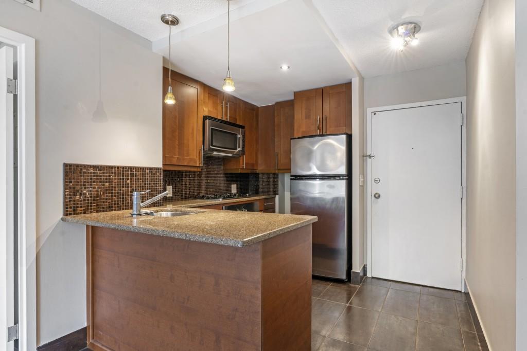 2285 Peachtree Road NE 703