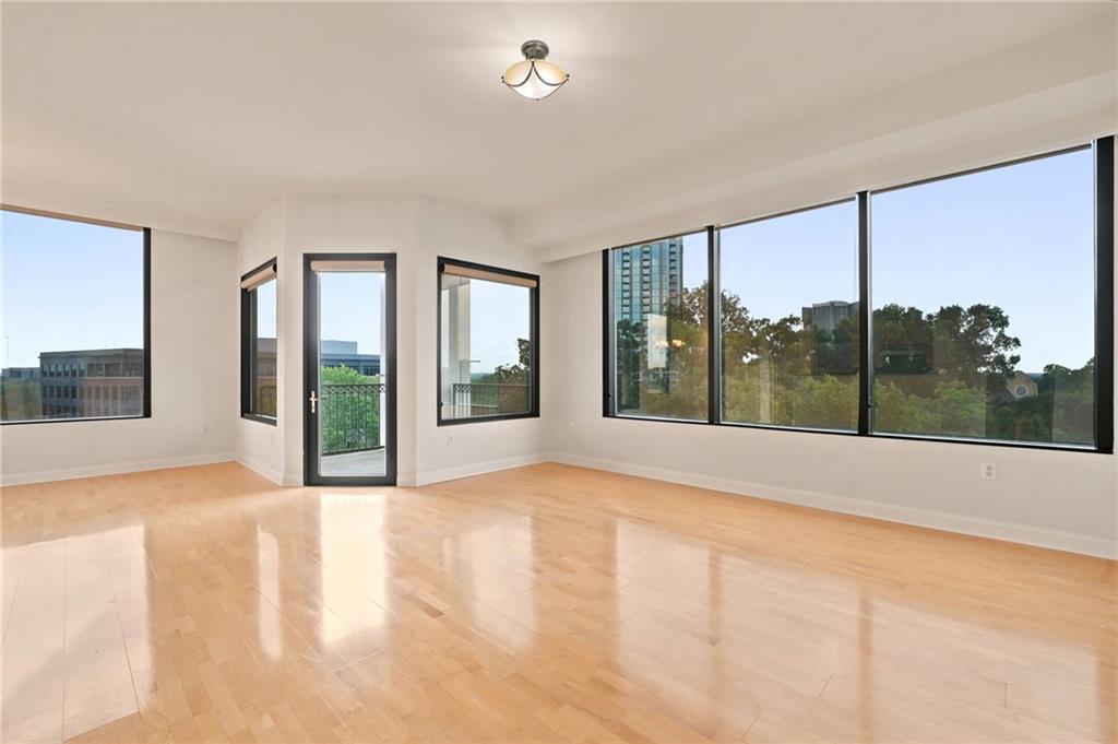 2828 Peachtree Road NW 801