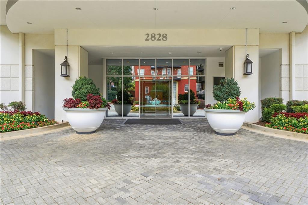 2828 Peachtree Road NW 801