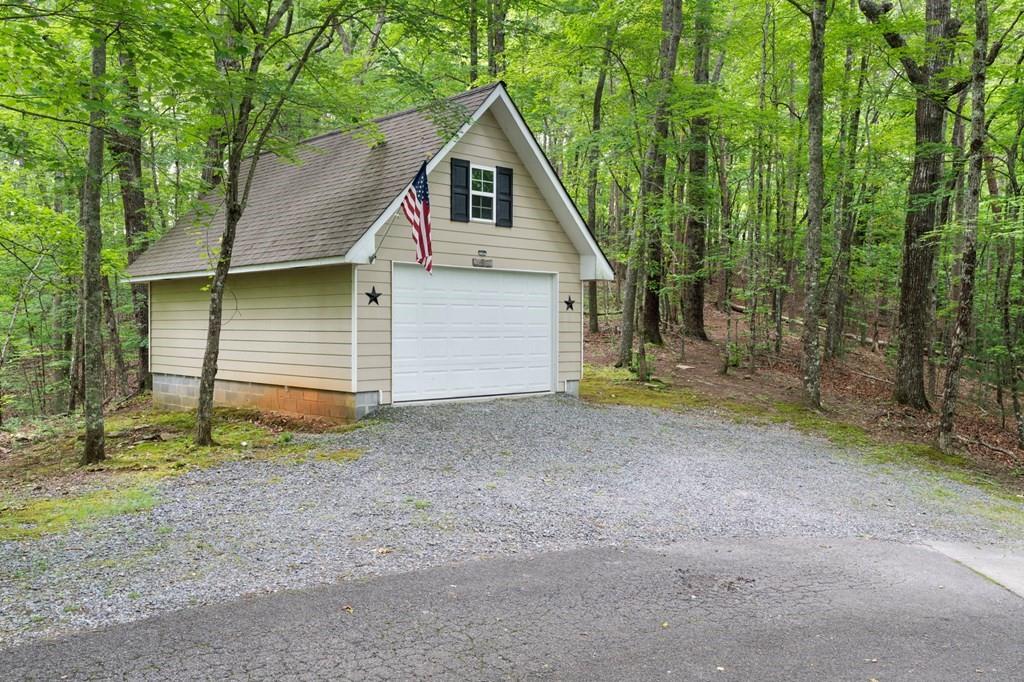 344 Cascade Lane, Blue Ridge, Georgia image 4