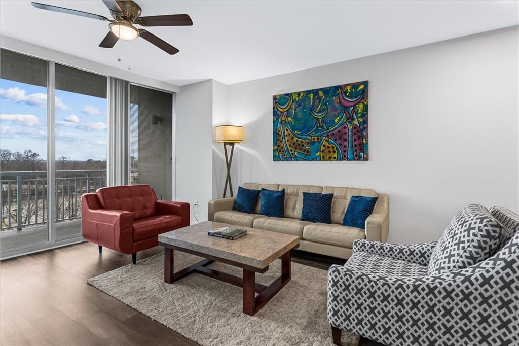 3338 Peachtree Road NE 702