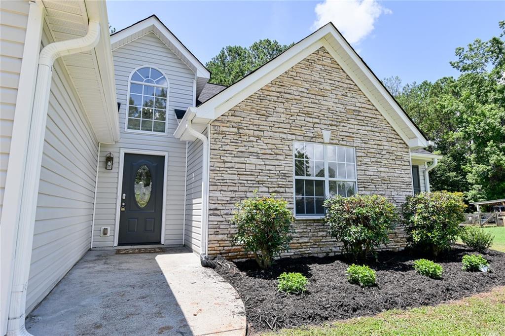 1438 Elliotts Lane