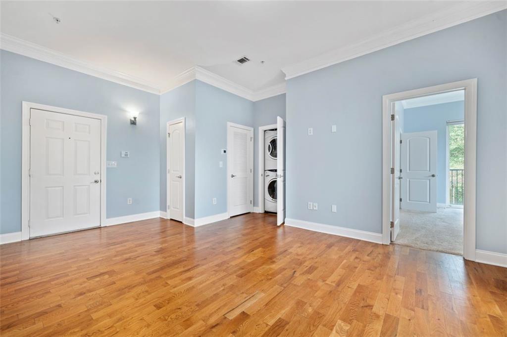 140 ALDEN Avenue NW 201