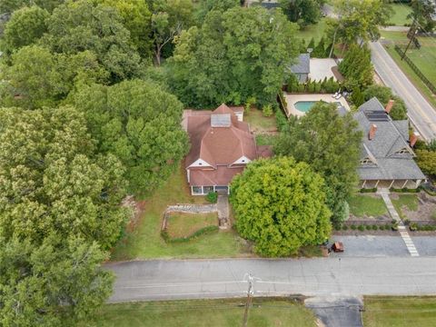 A home in Villa Rica