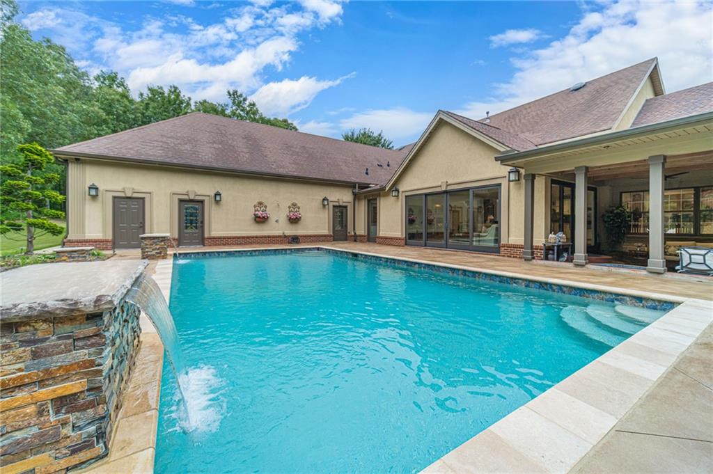 1601 Broadnax Mill Road