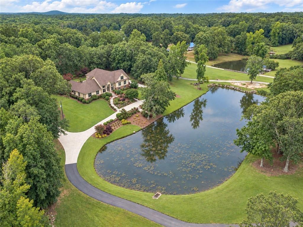 1601 Broadnax Mill Road