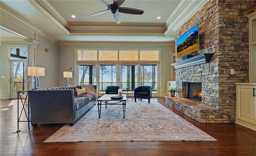 132 Sanderlin Mountain Drive S