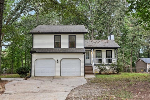 Homes For Sale - 723 Jockey Lane<br/> Gwinnett County, Auburn, GA 30011