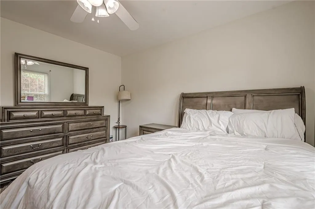 Canton, Georgia 30114, United States, 6 Bedrooms Bedrooms, ,5 BathroomsBathrooms,Residential,Active,173924