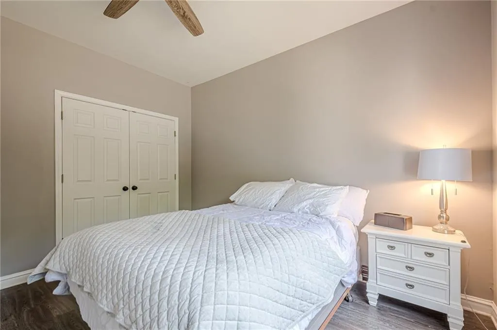 Canton, Georgia 30114, United States, 6 Bedrooms Bedrooms, ,5 BathroomsBathrooms,Residential,Active,173924