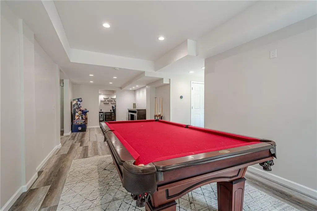 Canton, Georgia 30114, United States, 6 Bedrooms Bedrooms, ,5 BathroomsBathrooms,Residential,Active,173924