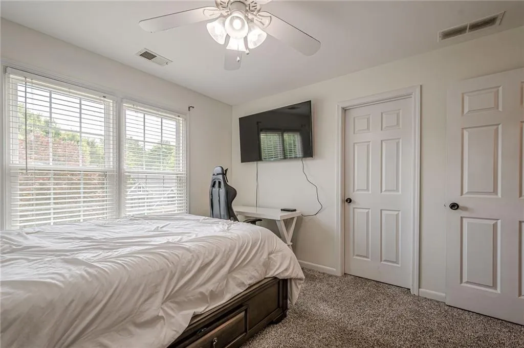 Canton, Georgia 30114, United States, 6 Bedrooms Bedrooms, ,5 BathroomsBathrooms,Residential,Active,173924