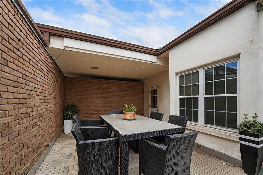 3649 Peachtree Road NE 305