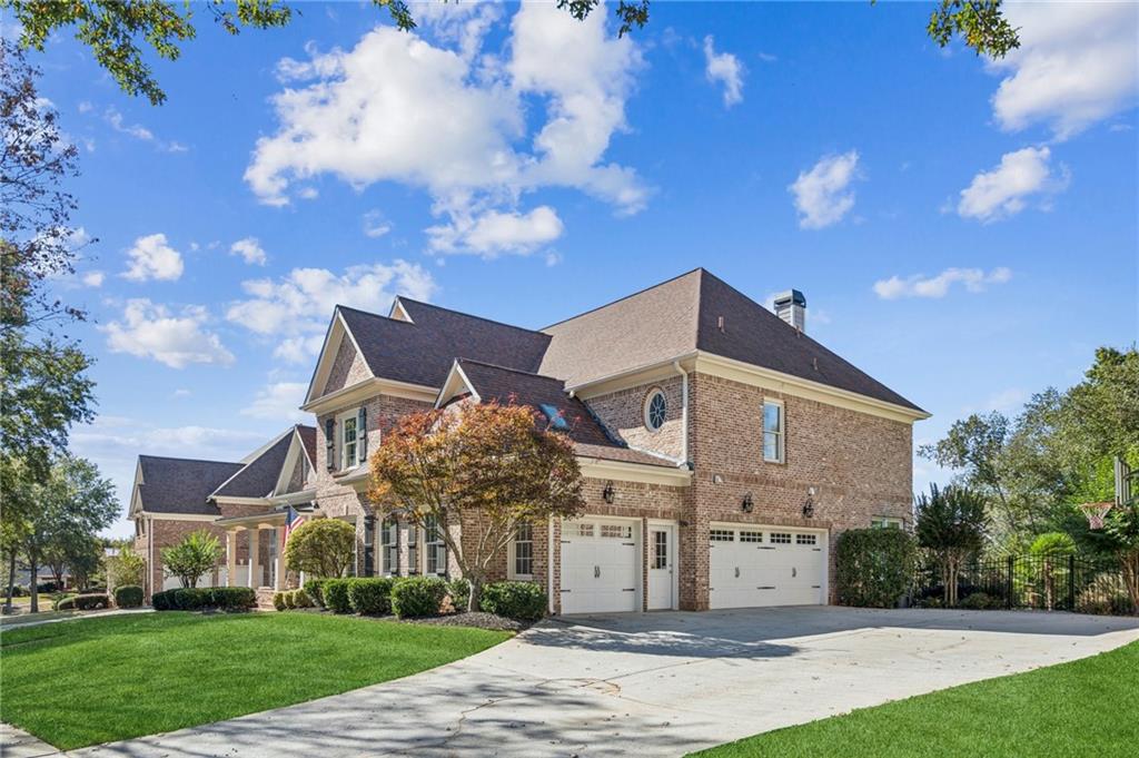 1043 Meadow Club Court