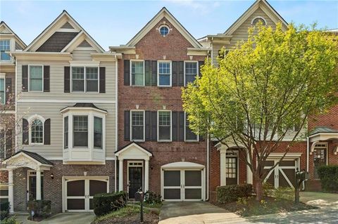 Townhouse For Sale - 5288 Kershaw Court<br/> Smyrna, GA 30339