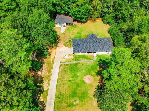 A home in Douglasville