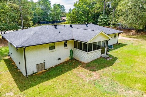 A home in Douglasville