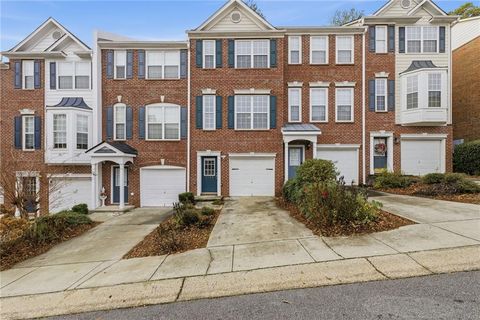 Townhouse For Sale - 3160 Mill Springs Circle<br/> Buford, GA 30519