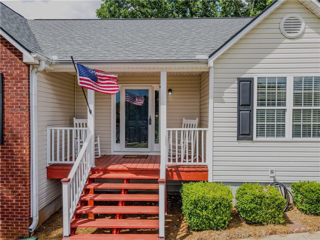 2990 Hampton Valley Drive