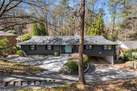Photo of 3240 Pinestream Road NW, Atlanta, GA 30327 (MLS # 7674406)