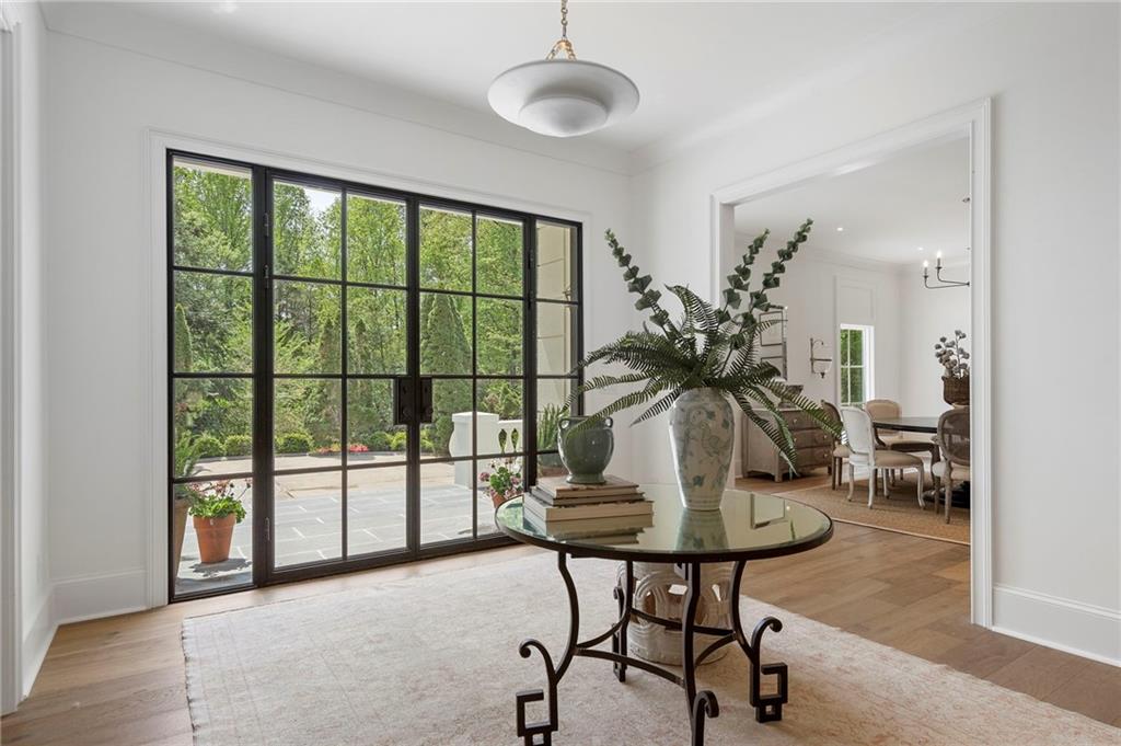 3835 Paces Ferry Road NW