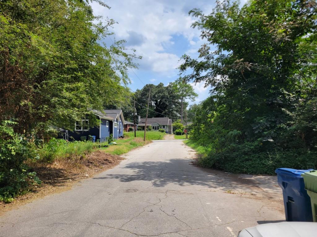 2001 Arlington Cir, Atlanta, Georgia image 5