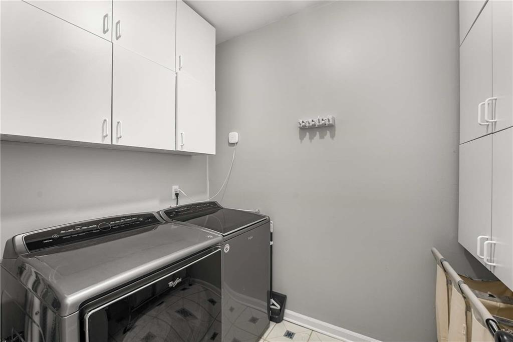 Chadds Lake - Residential