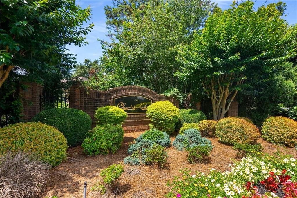 Chadds Lake - Residential