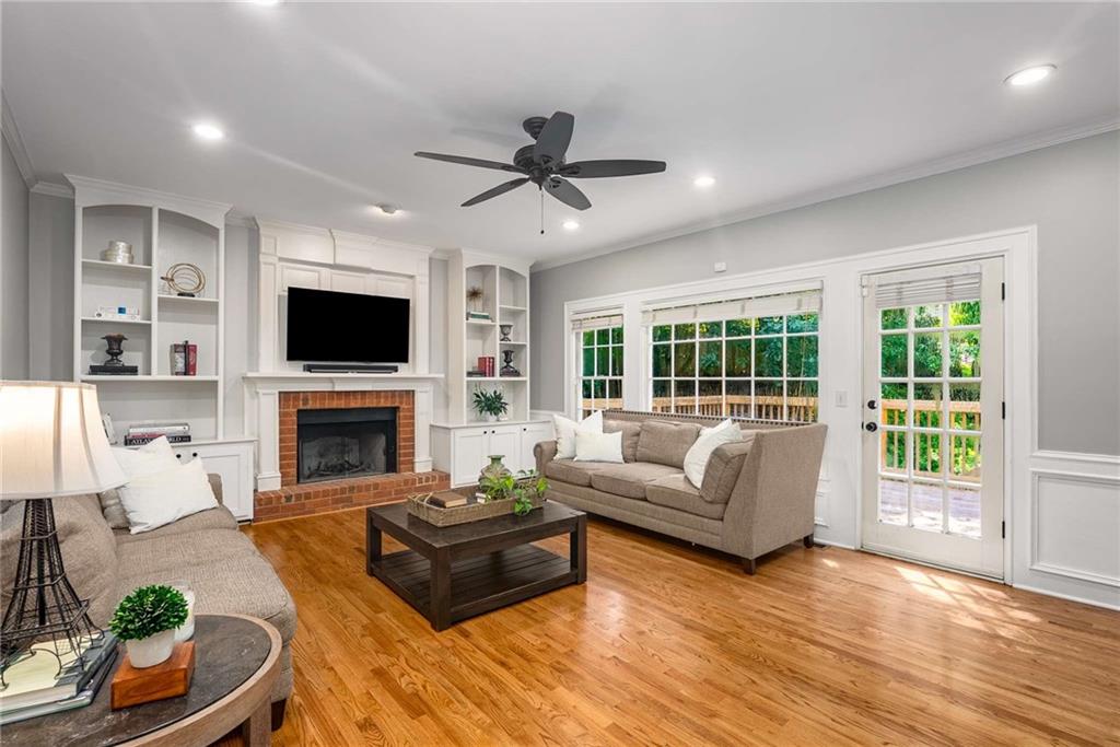 Chadds Lake - Residential