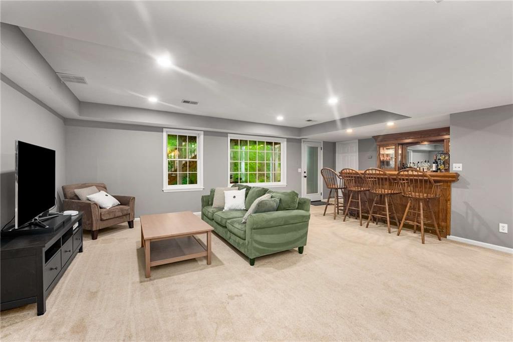 Chadds Lake - Residential