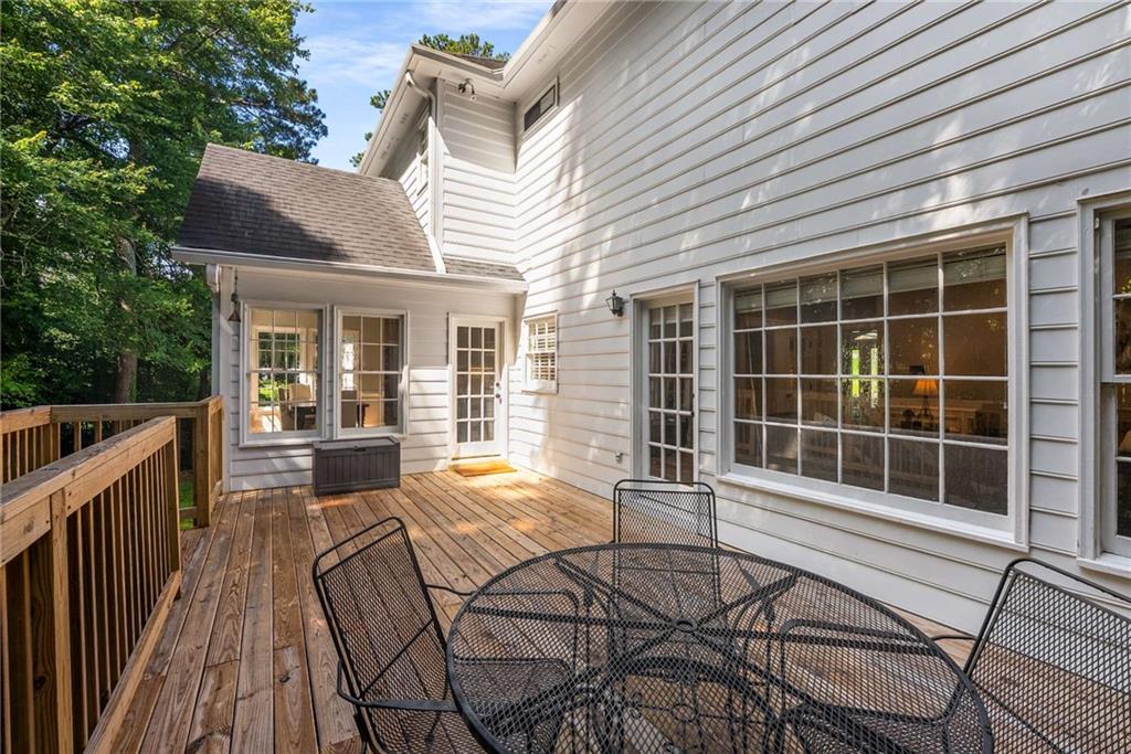 Chadds Lake - Residential