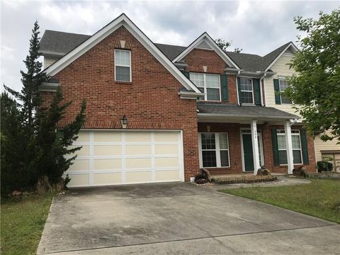 Homes For Sale - 206 Tralee Circle<br/> Fairburn, GA 30213