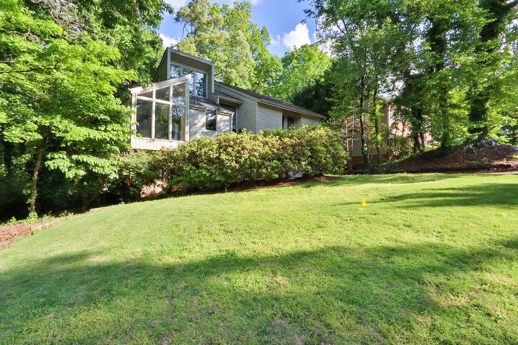 2704 Long Lake Drive, Roswell, Georgia image 31