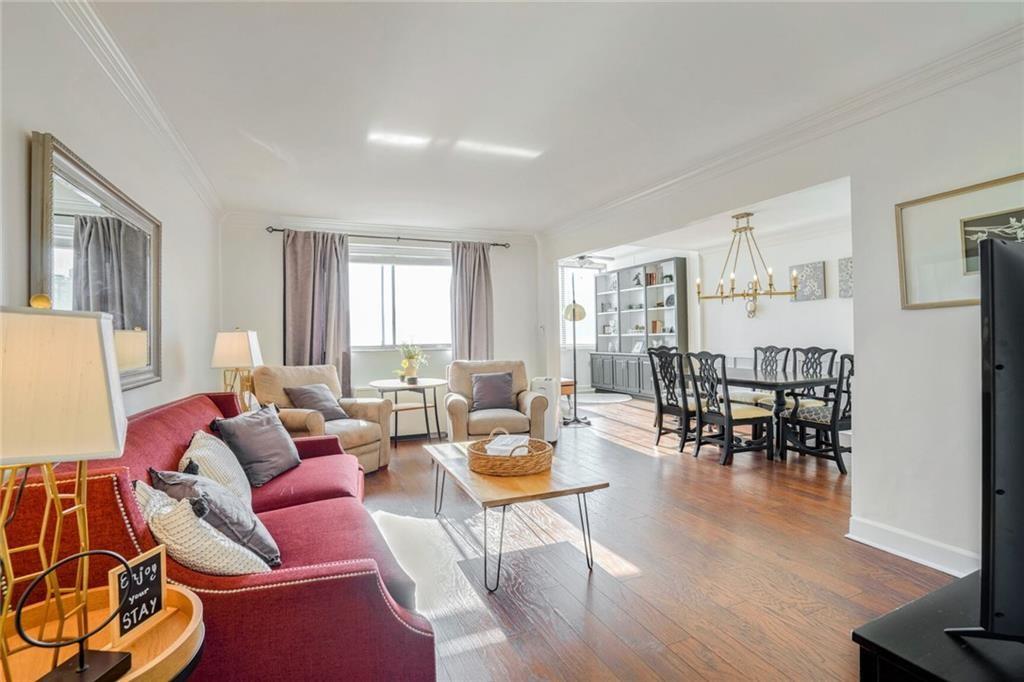 215 Piedmont Avenue NE 1406