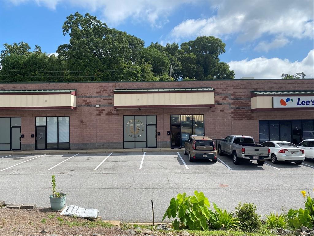 853 S Peachtree Street 107