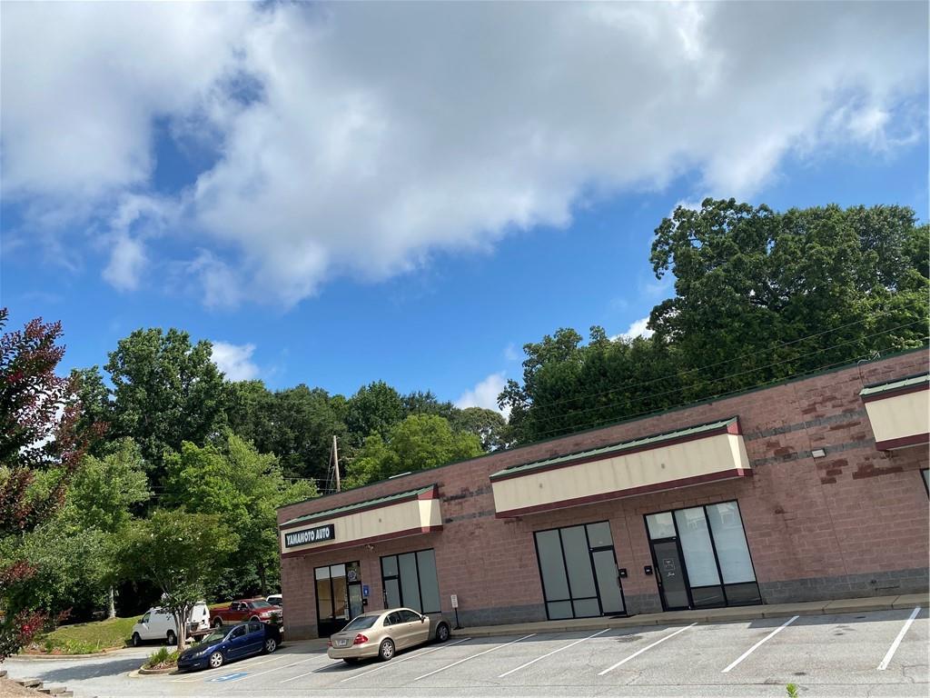 853 S Peachtree Street 107
